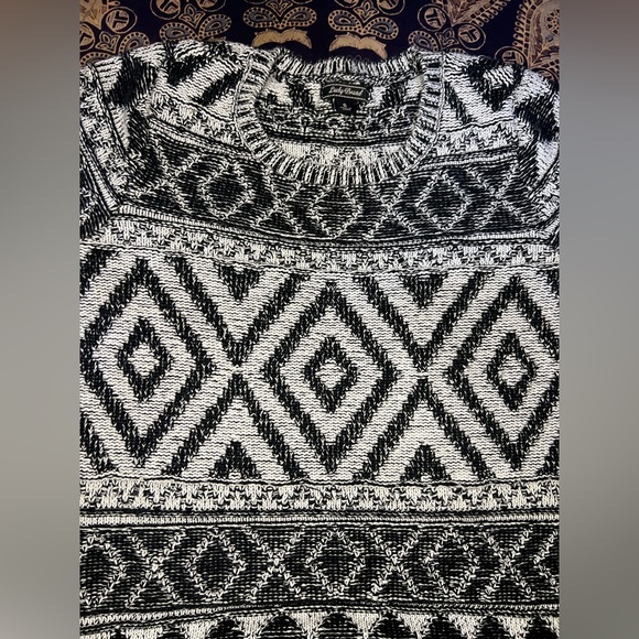 Lucky Brand Sweater - Picture 2 of 5